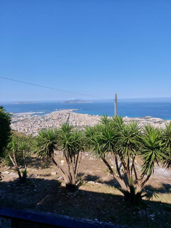 Апартаменты Sole E Fiori Di Sicilia Вальдериче Экстерьер фото